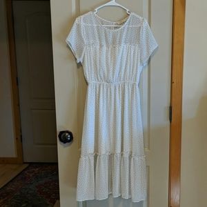 Rokoko white/black polkadot flowy dress